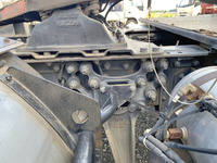 UDトラックスクオントレーラーヘッド（トラクターヘッド）大型（10t）[写真20]