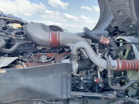 UDトラックスクオントレーラーヘッド（トラクターヘッド）大型（10t）[写真25]