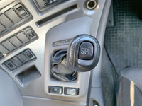 UDトラックスクオントレーラーヘッド（トラクターヘッド）大型（10t）[写真37]