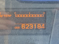 UDトラックスクオントレーラーヘッド（トラクターヘッド）大型（10t）[写真38]