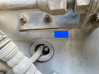 UDトラックスクオントレーラーヘッド（トラクターヘッド）大型（10t）[写真40]