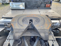 UDトラックスクオントレーラーヘッド（トラクターヘッド）大型（10t）[写真09]