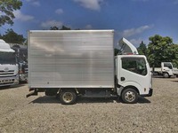 日産アトラスアルミバン小型（2t・3t）[写真06]