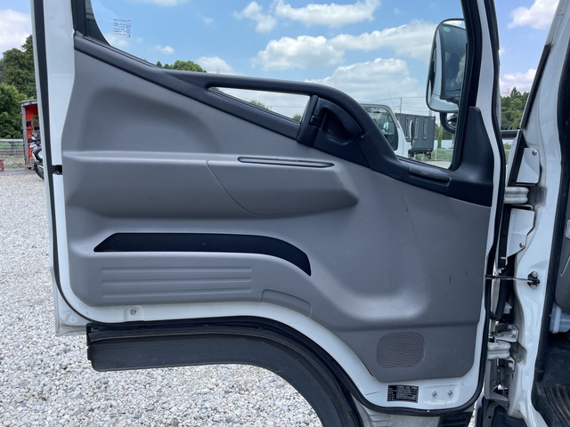 三菱ふそうキャンターガッツ平ボディ小型（2t・3t）[写真19]