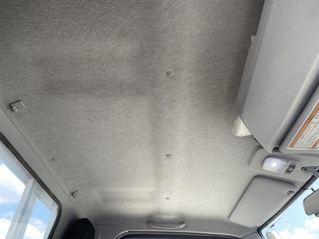 三菱ふそうキャンターガッツ平ボディ小型（2t・3t）[写真25]