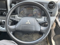 三菱ふそうキャンターガッツ平ボディ小型（2t・3t）[写真26]