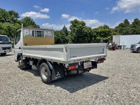 三菱ふそうキャンターガッツ平ボディ小型（2t・3t）[写真04]