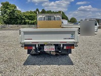 三菱ふそうキャンターガッツ平ボディ小型（2t・3t）[写真08]