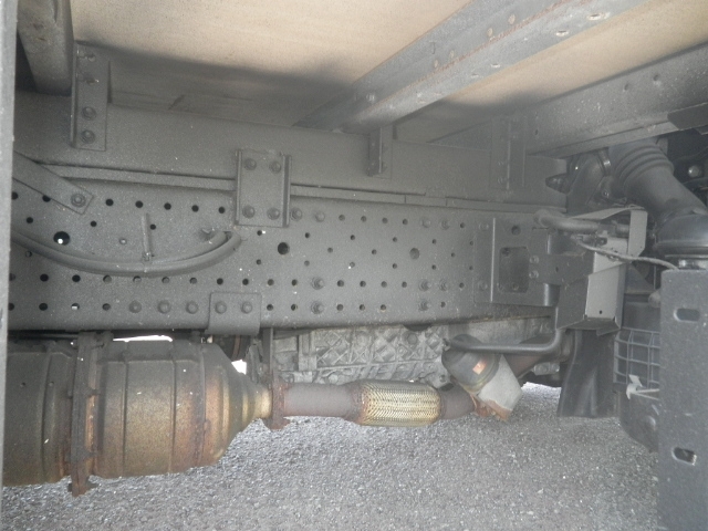 いすゞエルフアルミバン小型（2t・3t）[写真14]