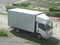 いすゞエルフアルミバン小型（2t・3t）[写真21]