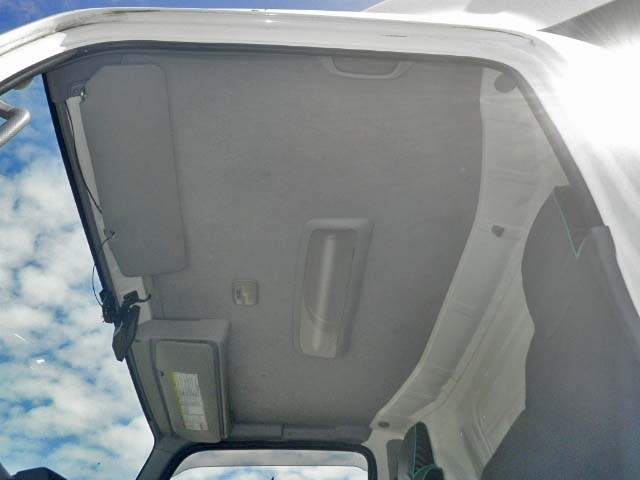 いすゞエルフアルミバン小型（2t・3t）[写真22]