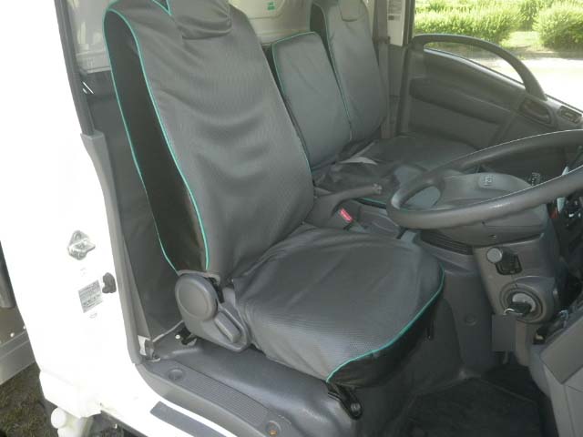 いすゞエルフアルミバン小型（2t・3t）[写真25]