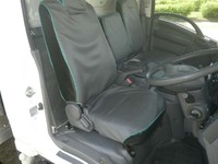 いすゞエルフアルミバン小型（2t・3t）[写真25]