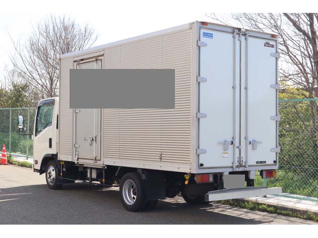 マツダタイタンアルミバン小型（2t・3t）[写真02]