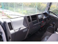 マツダタイタンアルミバン小型（2t・3t）[写真06]