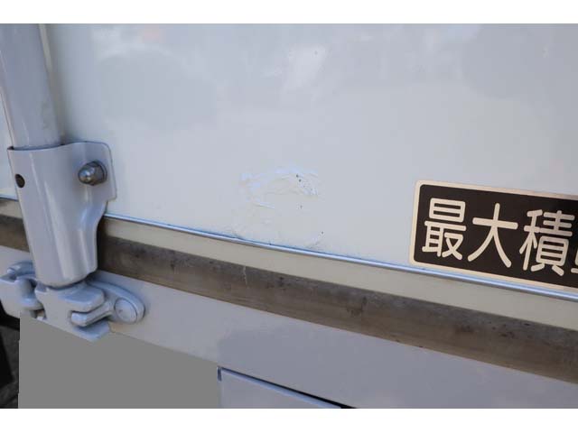 マツダタイタンアルミバン小型（2t・3t）[写真09]