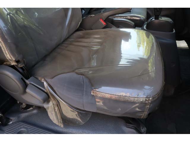 いすゞエルフアルミウイング小型（2t・3t）[写真28]