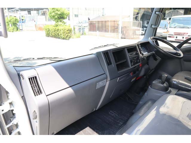 いすゞエルフアルミウイング小型（2t・3t）[写真36]