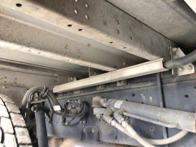 日野プロフィアアルミウイング大型（10t）[写真21]