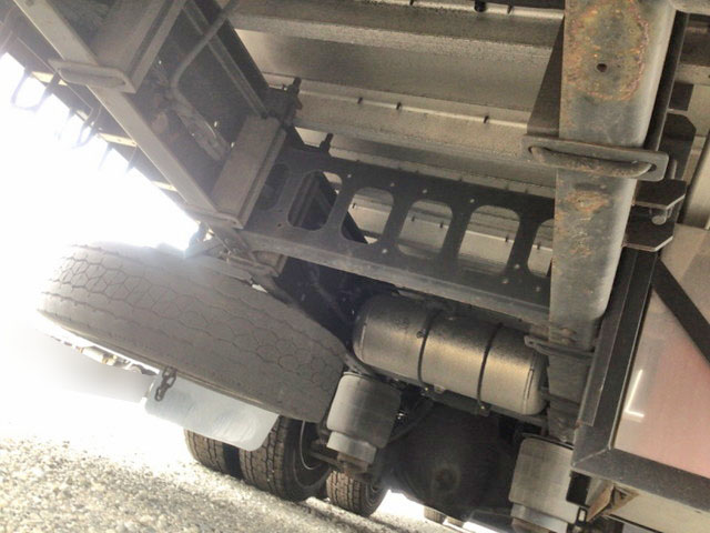 日野プロフィアアルミウイング大型（10t）[写真22]