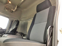 日野プロフィアアルミウイング大型（10t）[写真30]