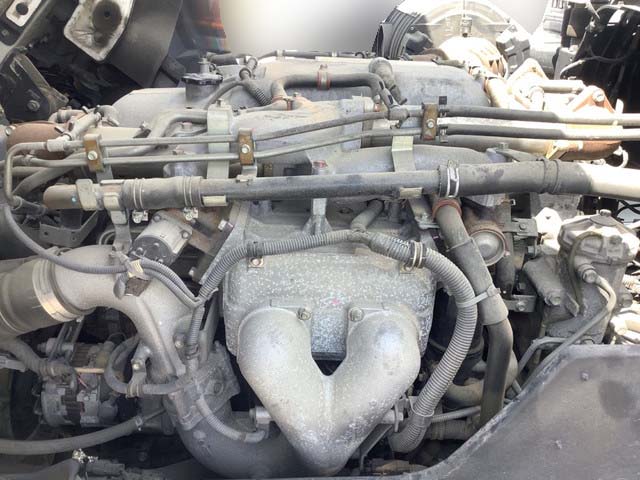 いすゞギガアルミウイング大型（10t）[写真23]