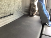 いすゞギガアルミウイング大型（10t）[写真28]