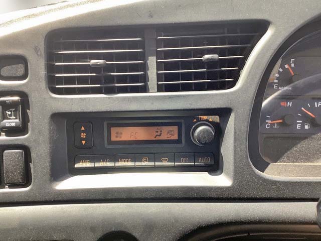 いすゞギガアルミウイング大型（10t）[写真33]