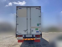 いすゞギガアルミウイング大型（10t）[写真05]