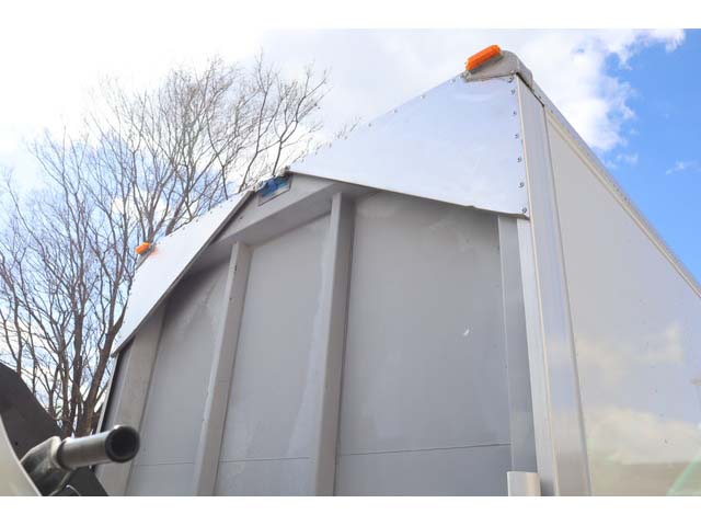 いすゞエルフパネルウイング小型（2t・3t）[写真18]