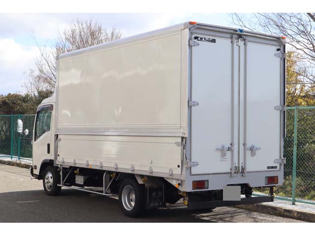 いすゞエルフパネルウイング小型（2t・3t）[写真02]