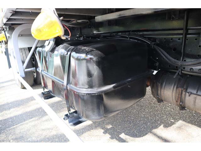 いすゞエルフパネルウイング小型（2t・3t）[写真21]