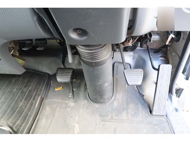 いすゞエルフパネルウイング小型（2t・3t）[写真34]