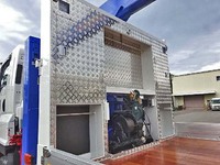 いすゞギガセルフクレーン4段大型（10t）[写真12]