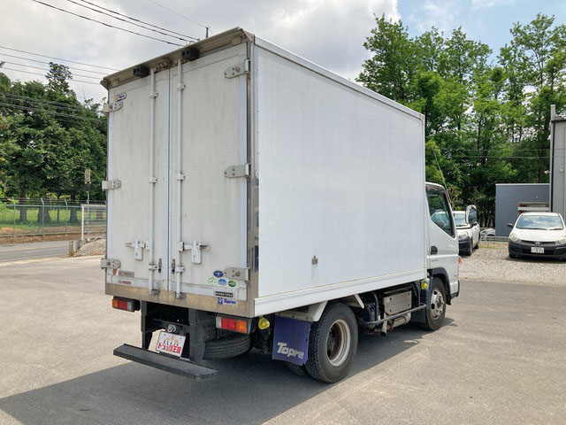 三菱ふそうキャンター冷凍車（冷蔵車）小型（2t・3t）[写真02]