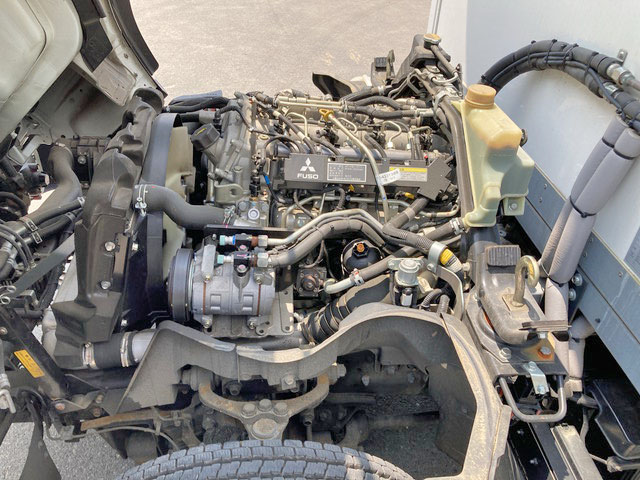 三菱ふそうキャンター冷凍車（冷蔵車）小型（2t・3t）[写真26]