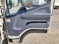 三菱ふそうキャンター冷凍車（冷蔵車）小型（2t・3t）[写真29]