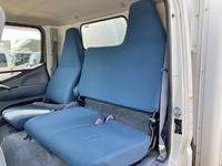 三菱ふそうキャンター冷凍車（冷蔵車）小型（2t・3t）[写真31]