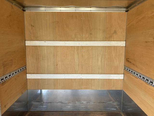 三菱ふそうキャンターアルミバン小型（2t・3t）[写真13]