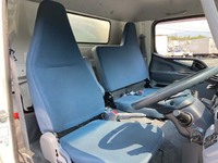 三菱ふそうキャンターアルミバン小型（2t・3t）[写真28]