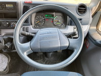 三菱ふそうキャンターアルミバン小型（2t・3t）[写真32]