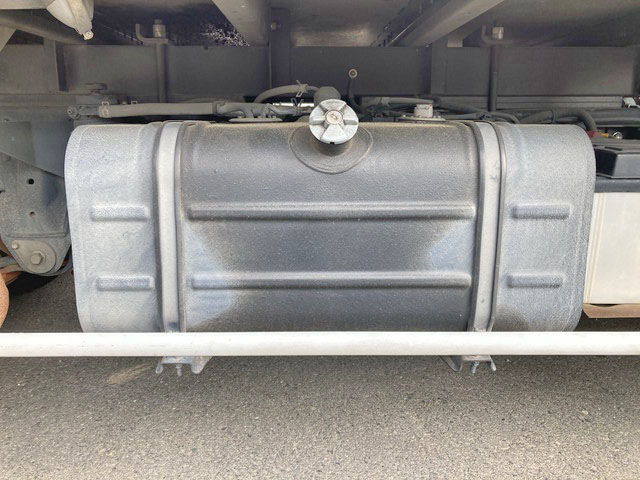 日野デュトロアルミバン小型（2t・3t）[写真19]