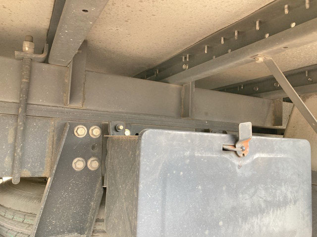 日野デュトロアルミバン小型（2t・3t）[写真22]