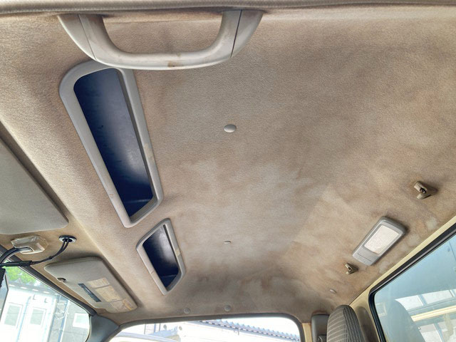 日野デュトロアルミバン小型（2t・3t）[写真32]