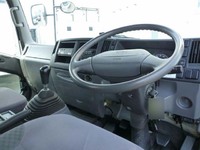 いすゞフォワード平ボディ中型（4t）[写真12]