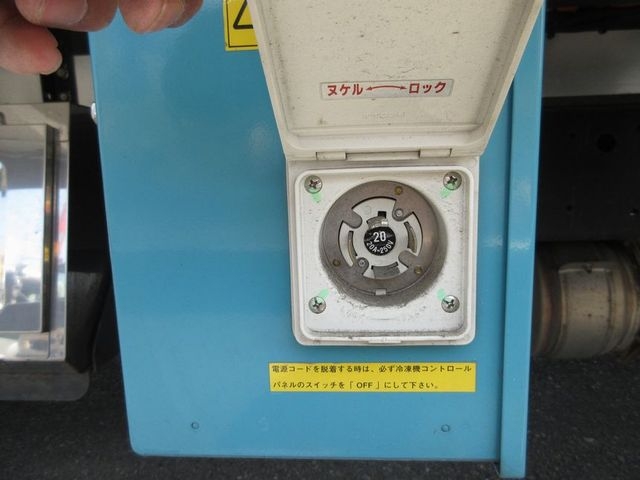 日野レンジャー冷凍車（冷蔵車）中型（4t）[写真23]