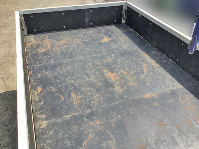 いすゞエルフクレーン4段小型（2t・3t）[写真21]