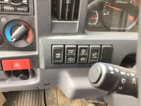 いすゞエルフクレーン4段小型（2t・3t）[写真34]