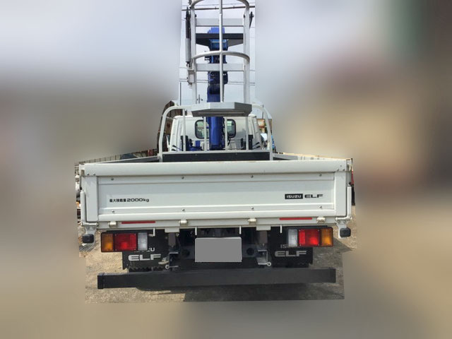 いすゞエルフクレーン4段小型（2t・3t）[写真07]