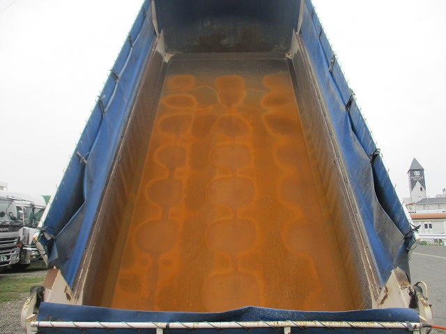 日野レンジャーダンプ増トン（6t・8t）[写真13]